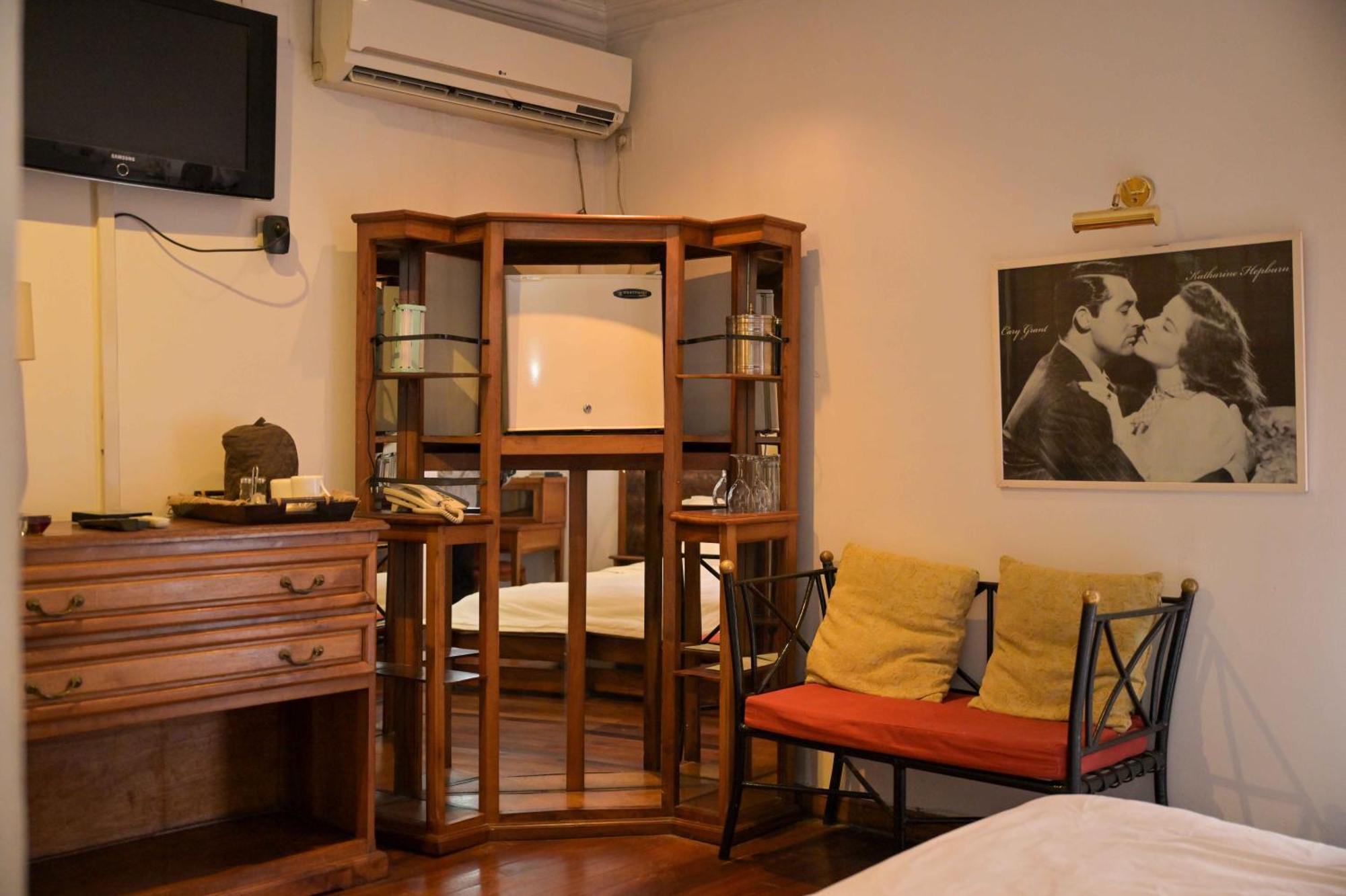 Hotel Brajas Antananarywa Zewnętrze zdjęcie