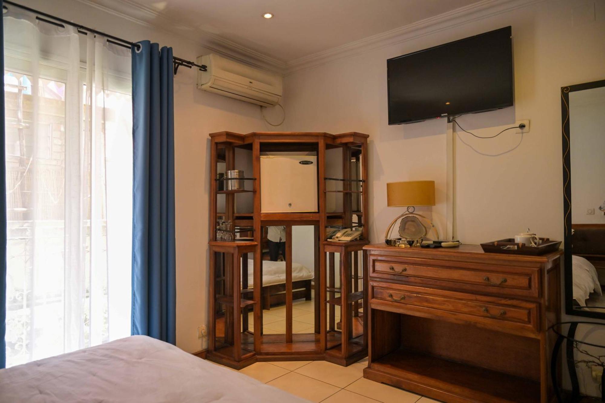Hotel Brajas Antananarywa Zewnętrze zdjęcie